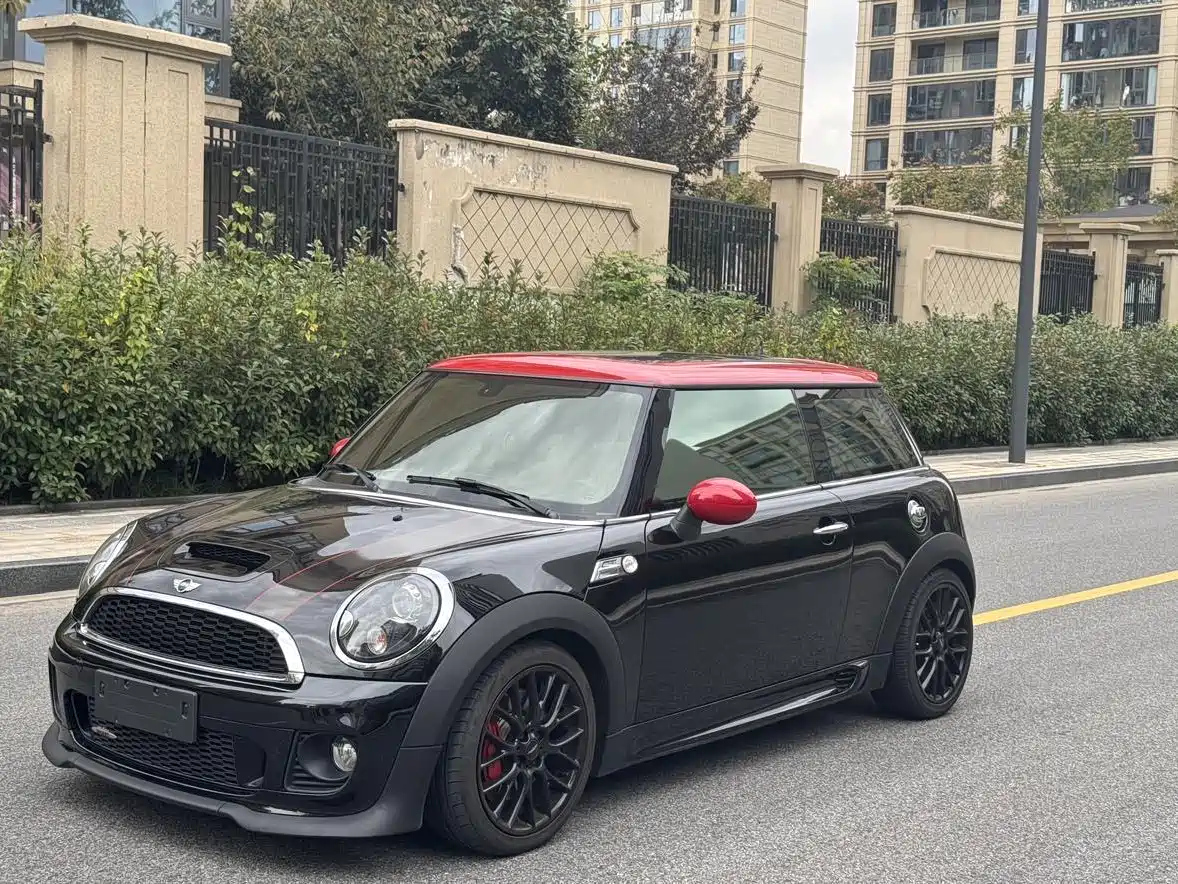 MINI JCW 2013