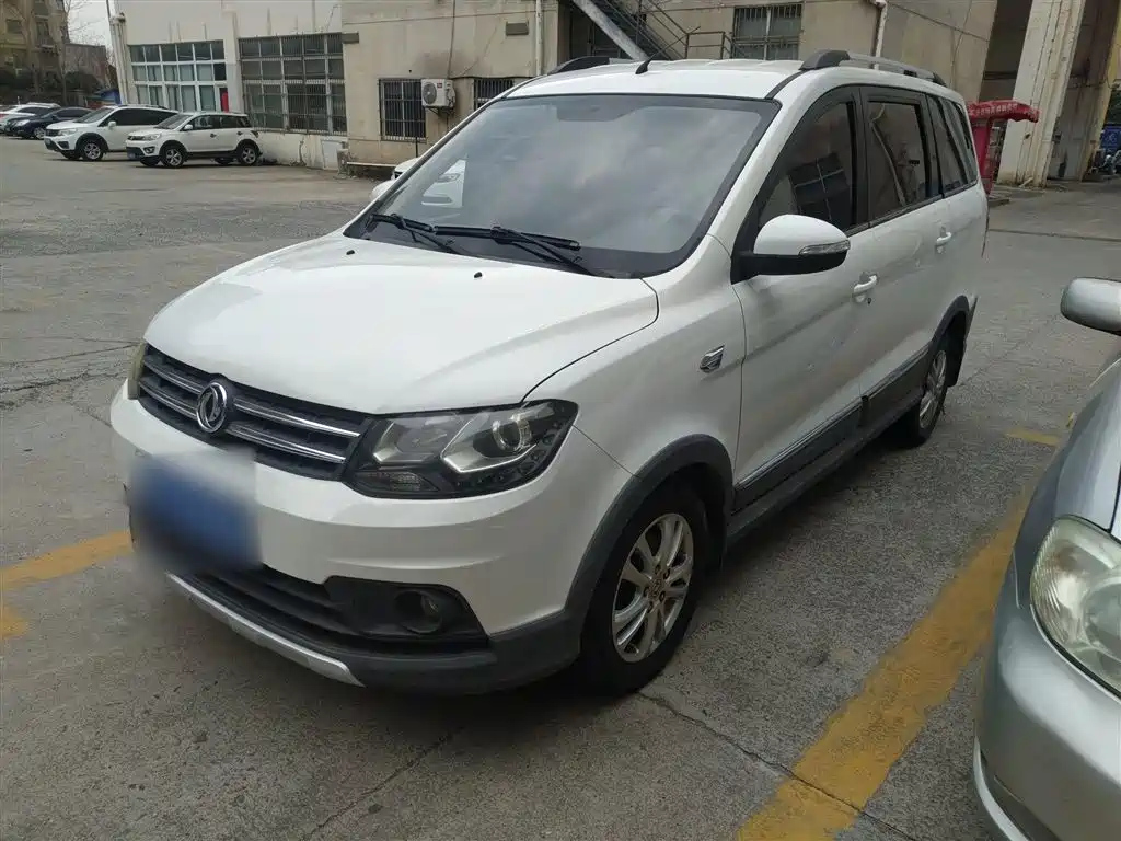 DONGFENG SCENERY 360 2015
