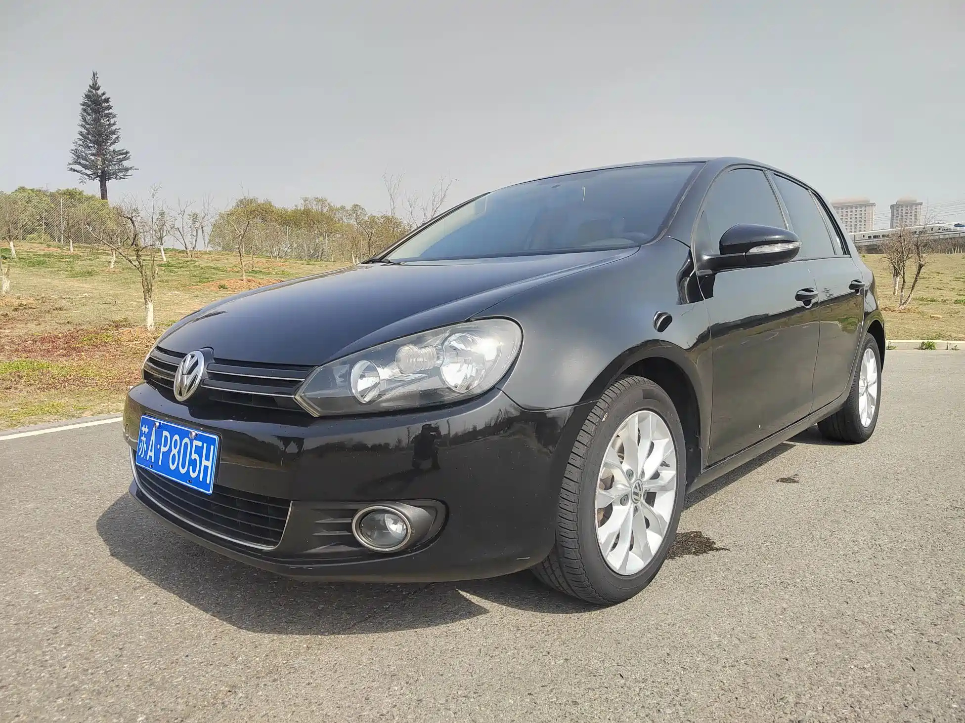 VOLKSWAGEN GOLF 2012