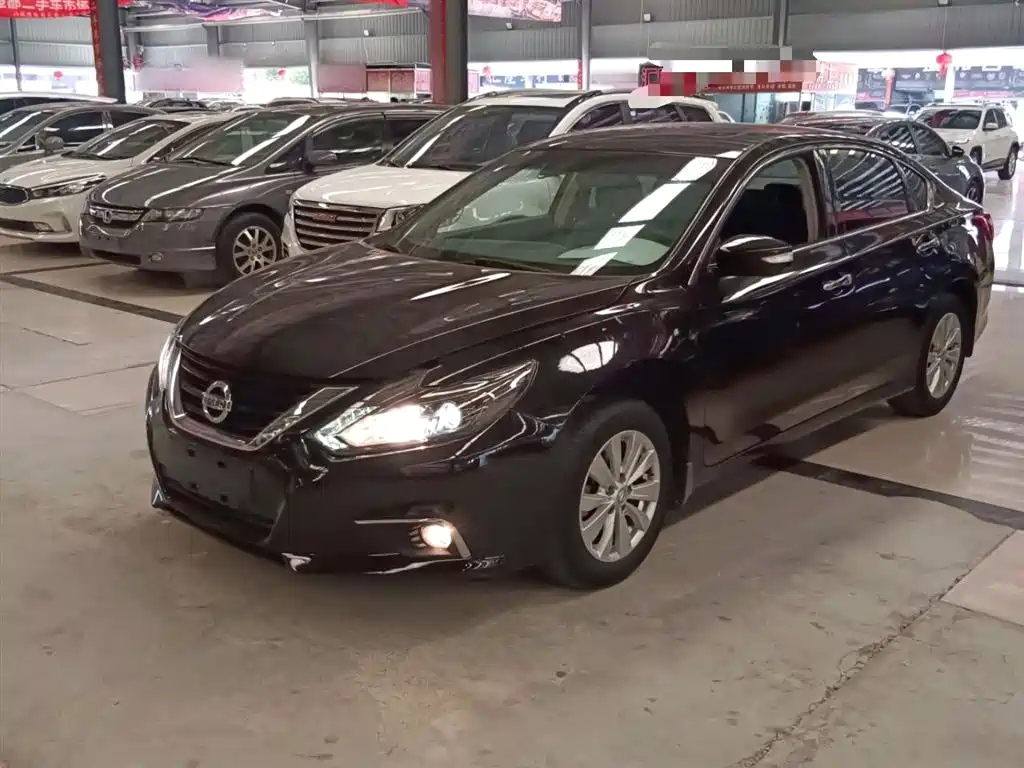 NISSAN TEANA 2016