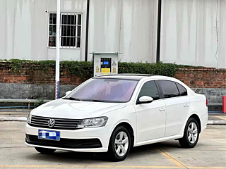 VOLKSWAGEN LAVIDA 2015