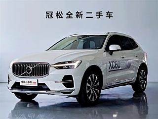 VOLVO XC60 2025