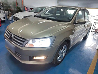 VOLKSWAGEN SANTANA 2015
