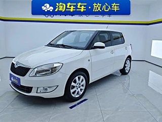 SKODA FASCIA 2014