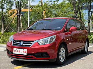 VENUCIA R50  2015 YEAR 1.6L AUTOMATIC FASHION EDITION 2015