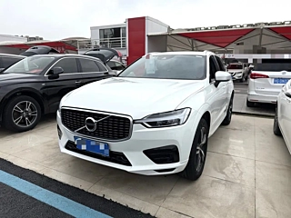 VOLVO XC60 2018