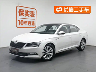 SKODA SUPERB 2016