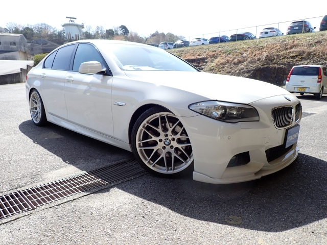 BMW 5 SERIES 2012