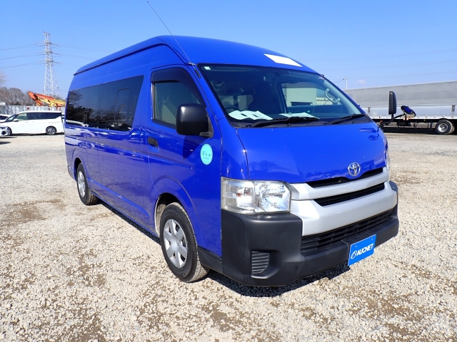 TOYOTA HIACE VAN 2015