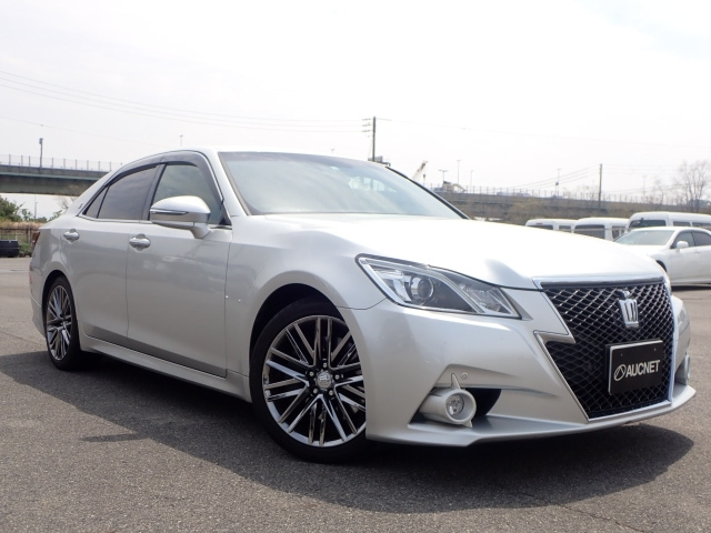 TOYOTA CROWN 2013