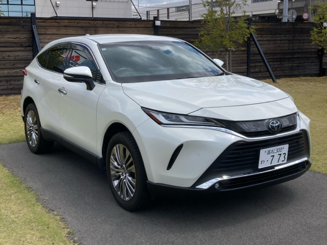TOYOTA HARRIER 2022