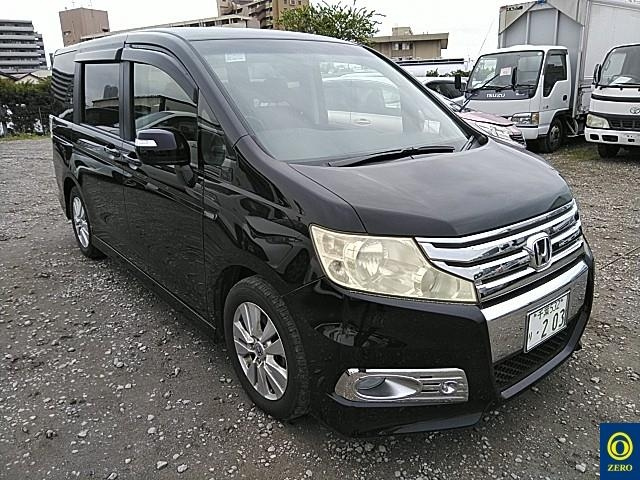 HONDA STEP WAGON 2011