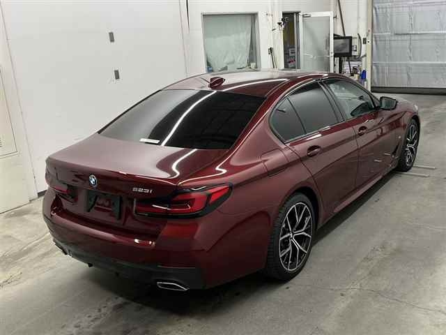 BMW 5 SERIES 2022
