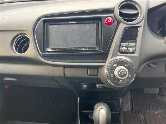 HONDA INSIGHT 2013