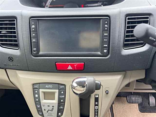 DAIHATSU MOVE 2012