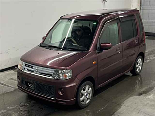 MITSUBISHI TOPPO 2011