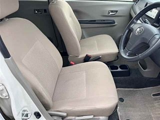 DAIHATSU MIRA E S 2012