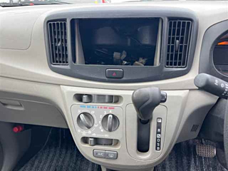 DAIHATSU MIRA E S 2013