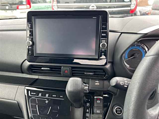NISSAN ROOX 2021