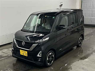 NISSAN ROOX 2020