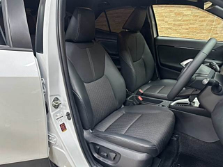 TOYOTA YARIS CROSS 2023