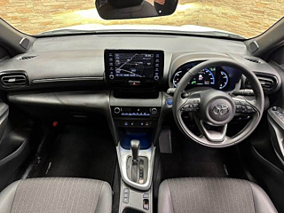 TOYOTA YARIS CROSS 2023