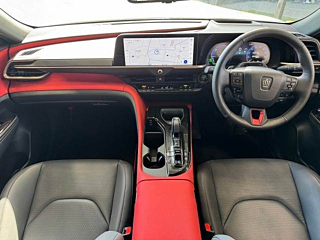 TOYOTA CROWN SPORT 2024