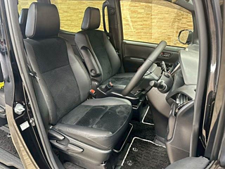 TOYOTA VOXY 2020