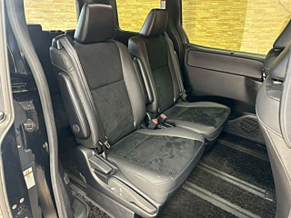 TOYOTA VOXY 2020