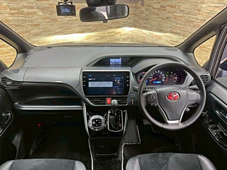 TOYOTA VOXY 2020