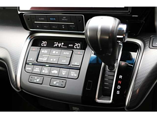 HONDA STEP WAGON 2020