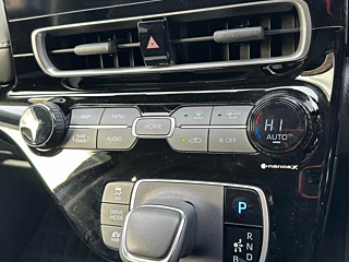 TOYOTA AQUA 2021