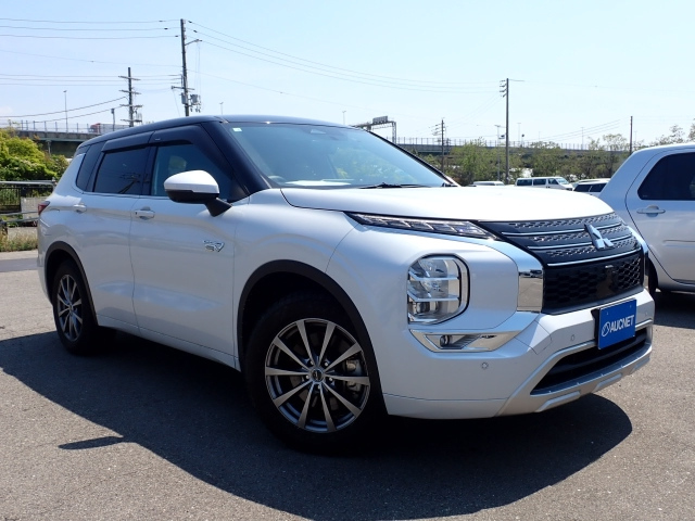 MITSUBISHI OUTLANDER PHEV 2022