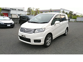 HONDA FREED 2011