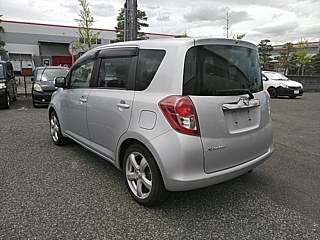 TOYOTA RACTIS 2010
