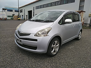 TOYOTA RACTIS 2010