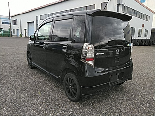 HONDA LIFE 2011