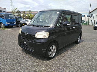 DAIHATSU TANTO 2010