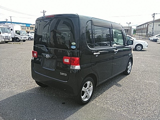 DAIHATSU TANTO 2010