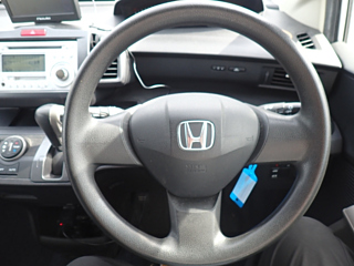 HONDA FREED 2009