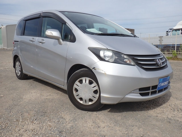 HONDA FREED 2009