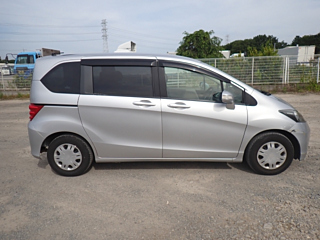 HONDA FREED 2009