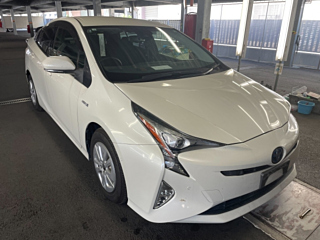 TOYOTA PRIUS 2018