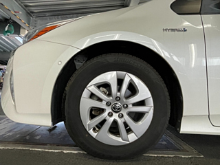 TOYOTA PRIUS 2018