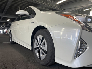 TOYOTA PRIUS 2016