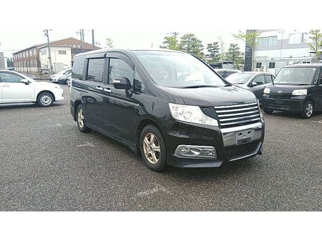 HONDA STEP WAGON 2010