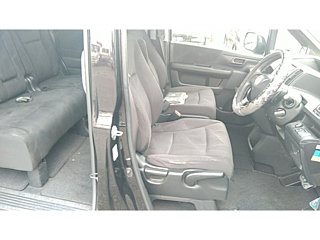 HONDA STEP WAGON 2010