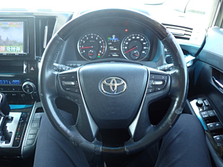 TOYOTA ALPHARD 2016