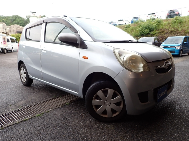 DAIHATSU MIRA 2010