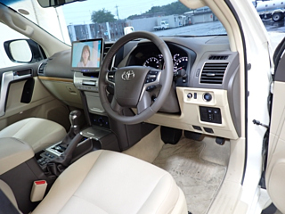TOYOTA LAND CRUISER PRADO 2023